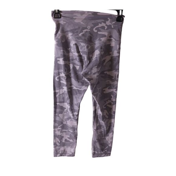 LULULEMON ATHLETICA Align Crop '21' in Incognito Camo Pink Taupe Multi Size 4 - Picture 4 of 4